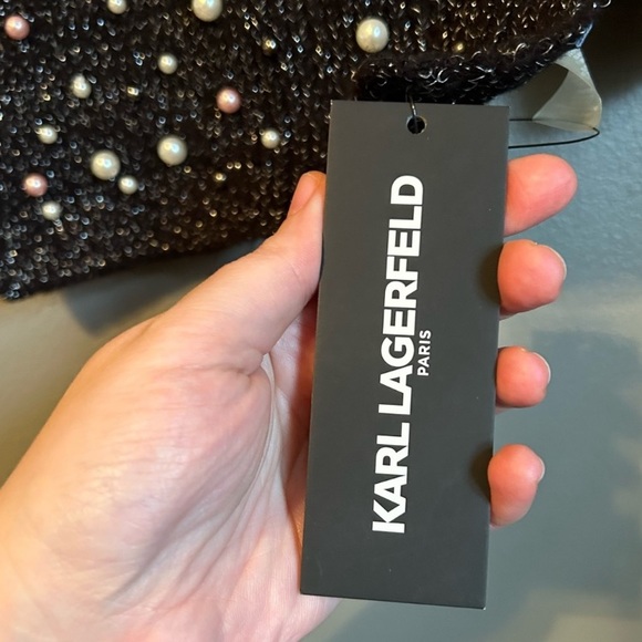 Karl lagerfeld scarf - Picture 7 of 7